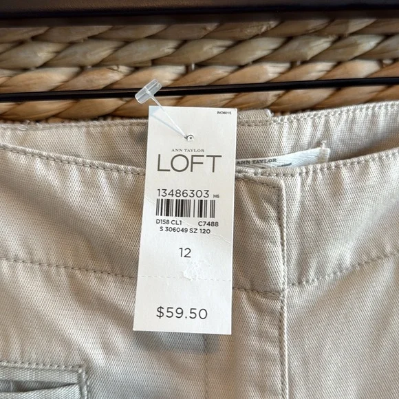 NWT Ann Taylor LOFT Mid-Rise Cotton Linen Blend Straight Leg Woven Pant, 12 - Picture 4 of 9